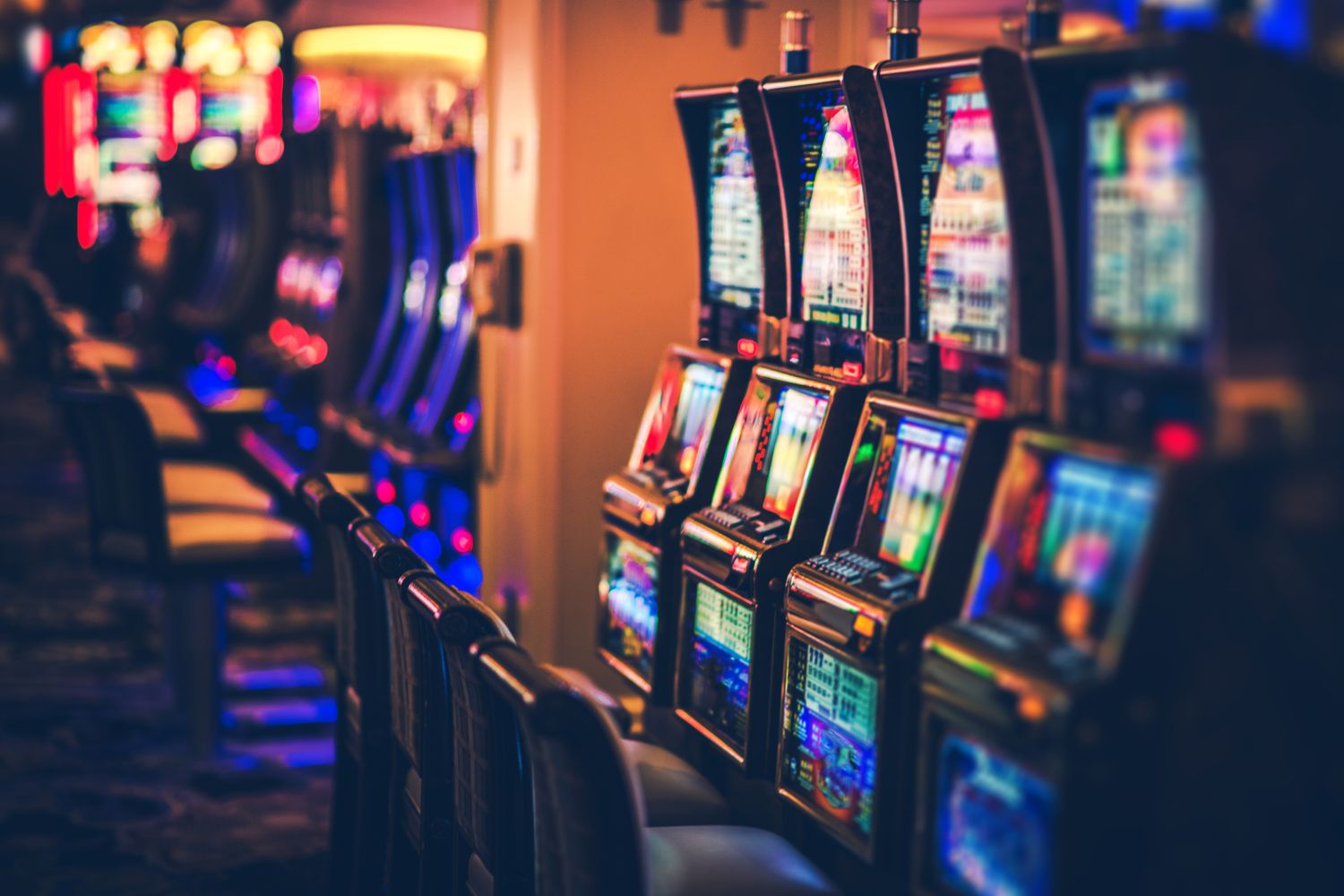 IMPORTANT! How SLOT MACHINES Work?